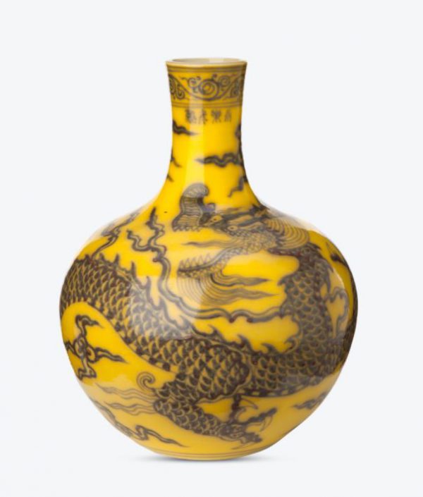 Vase Dragon